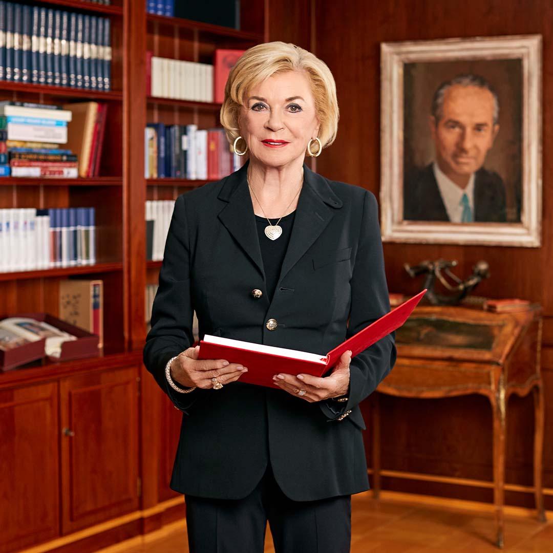 Our Founder – Liz Mohn Foundation